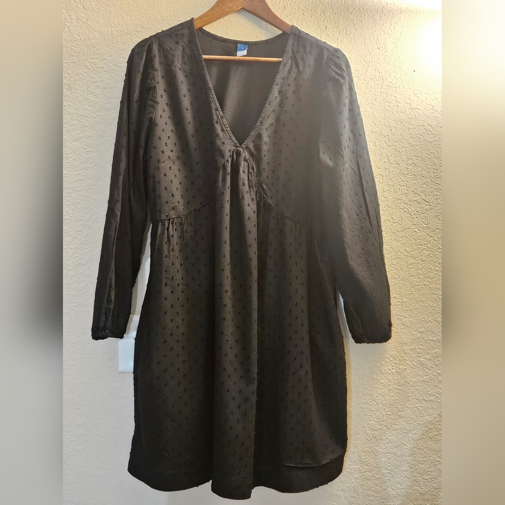 Old Navy Clip Dot Dress Large Black Textured Polka Dot Babydoll Swing Going Out